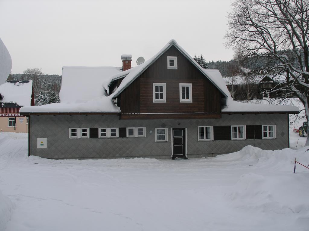 Pecka Penzion Pec pod Sněžkou Exterior foto